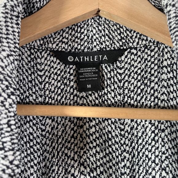 ATHLETA Black White Braiden Textured Button Down Shirt Jacket Shacket Sz Medium - Picture 3 of 14